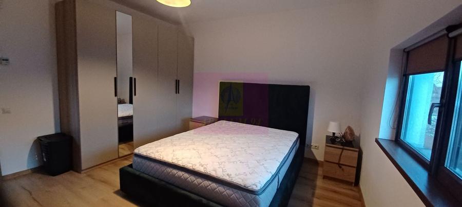 Casă individuală cu 6 camere cu Teren 508 Mp în Săbăreni