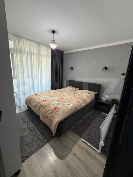 Apartament cu 3 camere decomandat, mobilat în Exterior Est