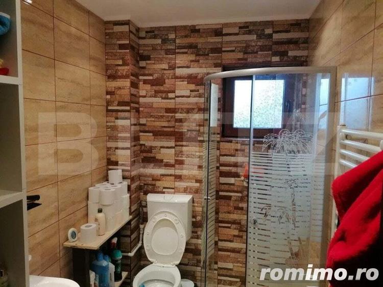 Casă cu 8 camere cu Teren 550 Mp în Bârnova