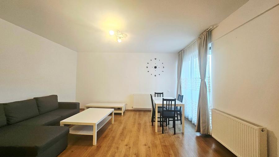 Apartament cu 3 camere semidecomandat în Străulești