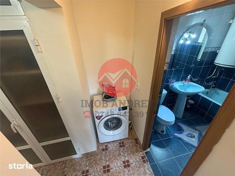 Apartament cu 2 camere decomandat în C5
