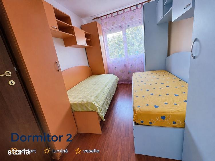 Apartament cu 3 camere decomandat în Cornișa