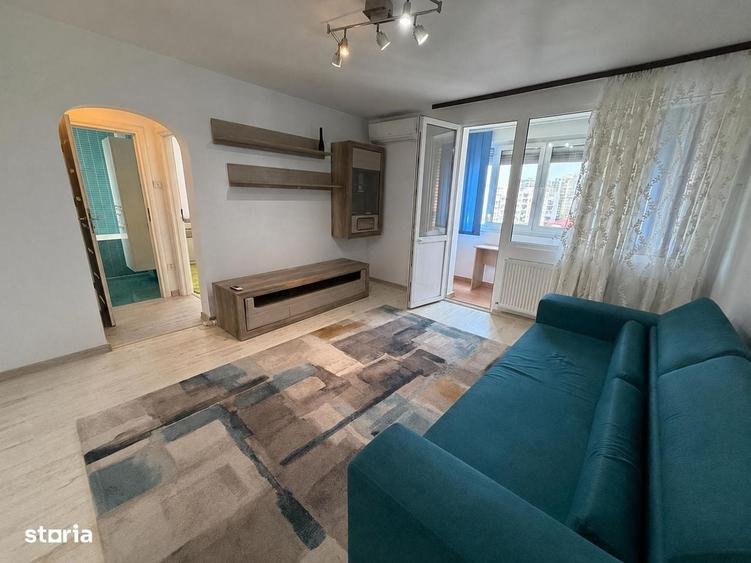 Apartament cu 3 camere semidecomandat în Liviu Rebreanu