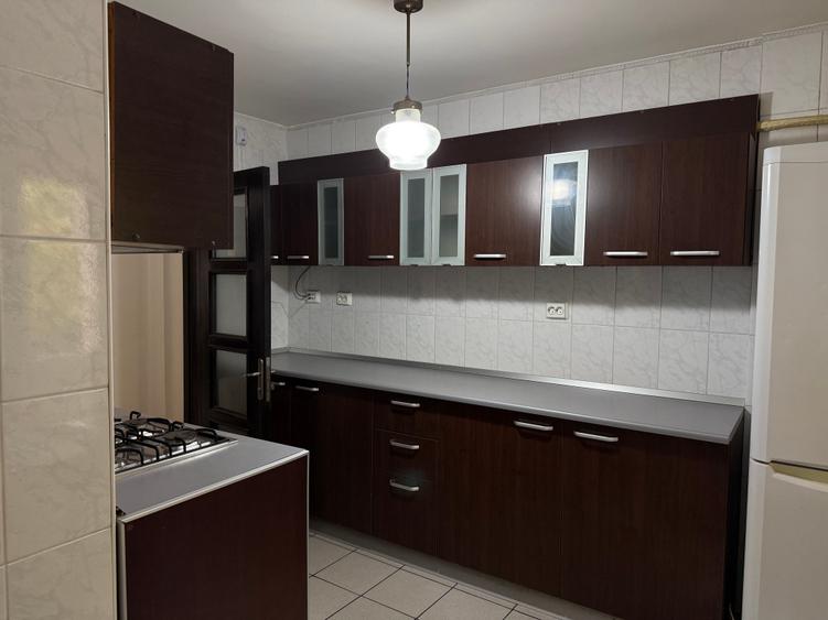 Apartament cu 3 camere în Vitan Mall