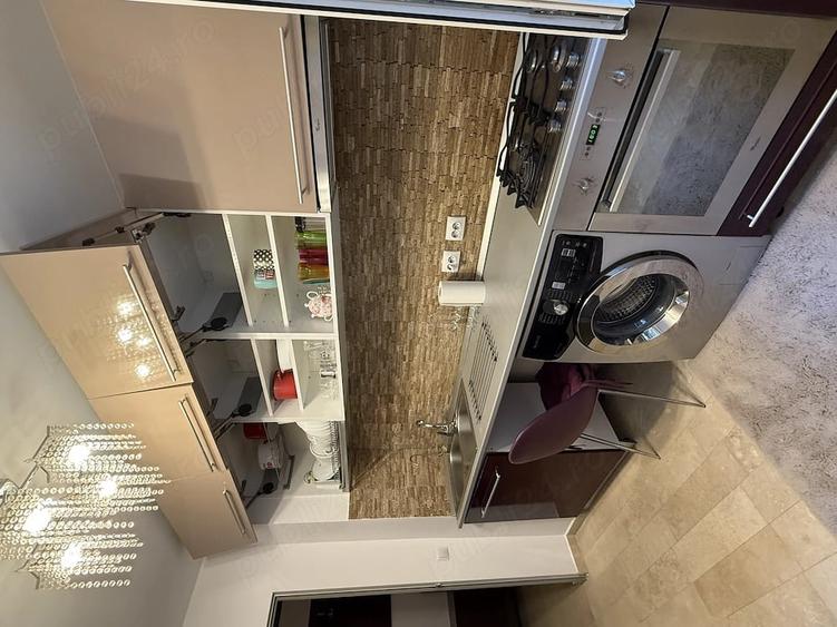 Apartament cu 3 camere decomandat în Domenii