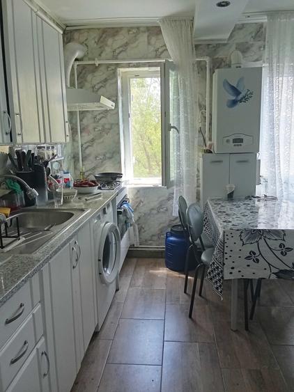 Apartament cu 2 camere semidecomandat în Micro 9