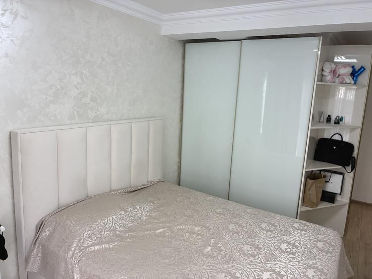 Apartament cu 4 camere decomandat, mobilat în Drumul Taberei