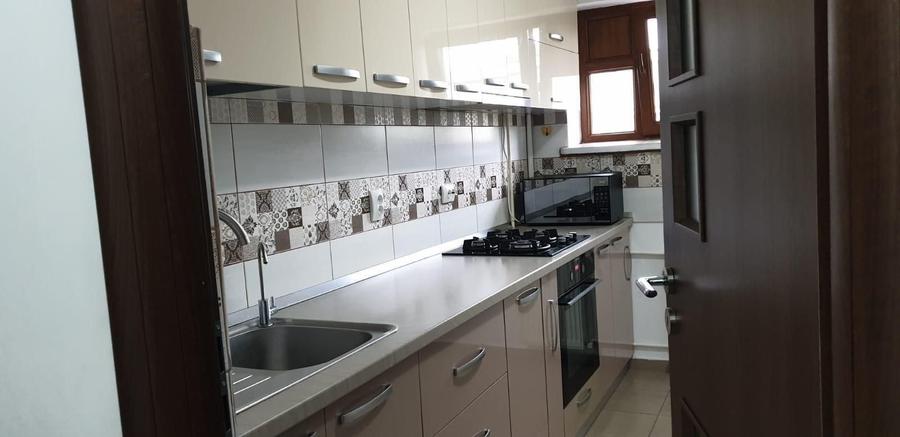 Apartament cu 2 camere semidecomandat în Brazda lui Novac