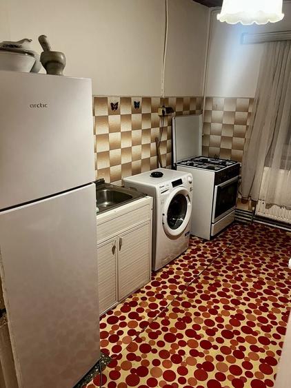 Apartament cu 2 camere semidecomandat în Șagului