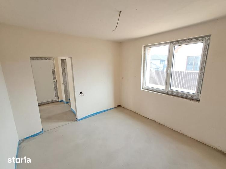 Casă cu 5 camere cu Teren 504 Mp în Chinteni
