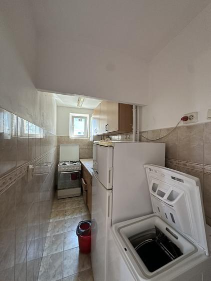 Apartament cu 2 camere semidecomandat, mobilat în Gheorgheni
