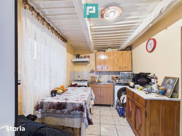 Casă cu 3 camere cu Teren 1356 Mp în Olari