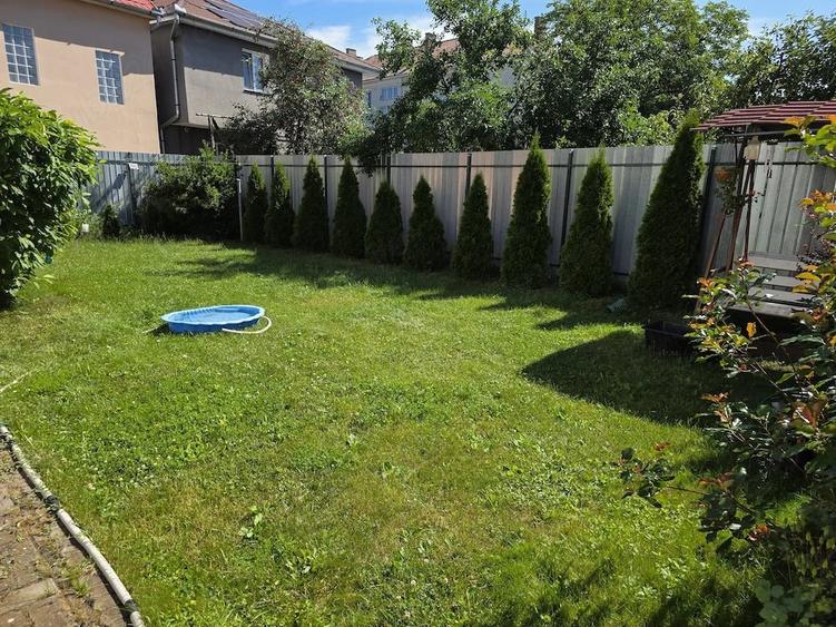 Casă cu 2 camere cu Teren 400 Mp în Central