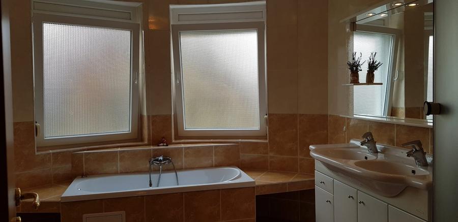 Duplex cu 4 camere cu Canalizare în Trei Stejari