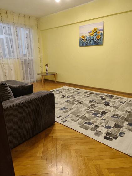 Inchiriez apartament 2 camere Mazepa 1 - 4