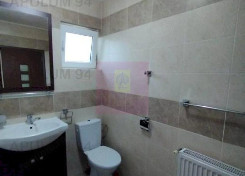 Casă cu 5 camere cu Teren 229 Mp în Mușcel