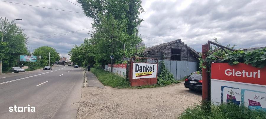 Teren de 18000 mp, în Central