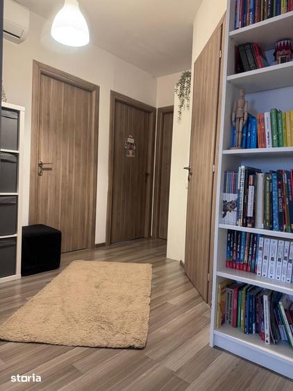 Casă cu 4 camere cu Teren 223 Mp în Domnești