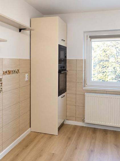 Apartament cu 3 camere decomandat în Zorilor