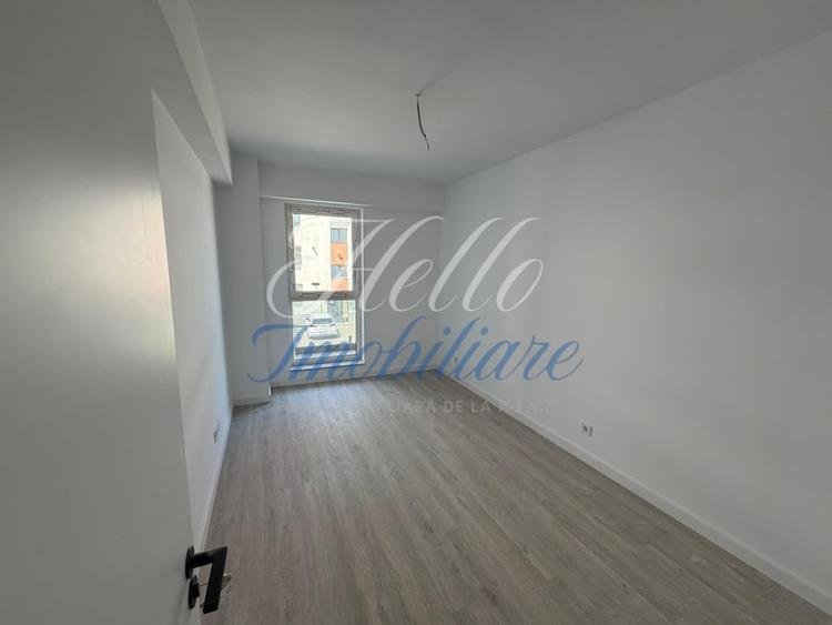 Apartament cu 3 camere decomandat în Florești