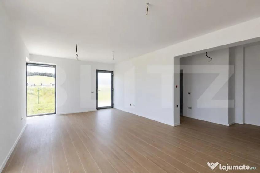 Casă cu 4 camere cu Teren 500 Mp în Sânpetru