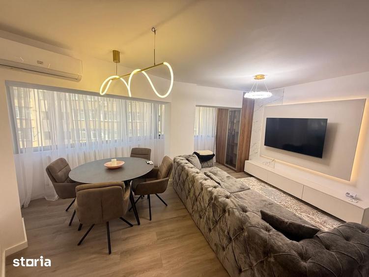 Apartament cu 3 camere decomandat în Central