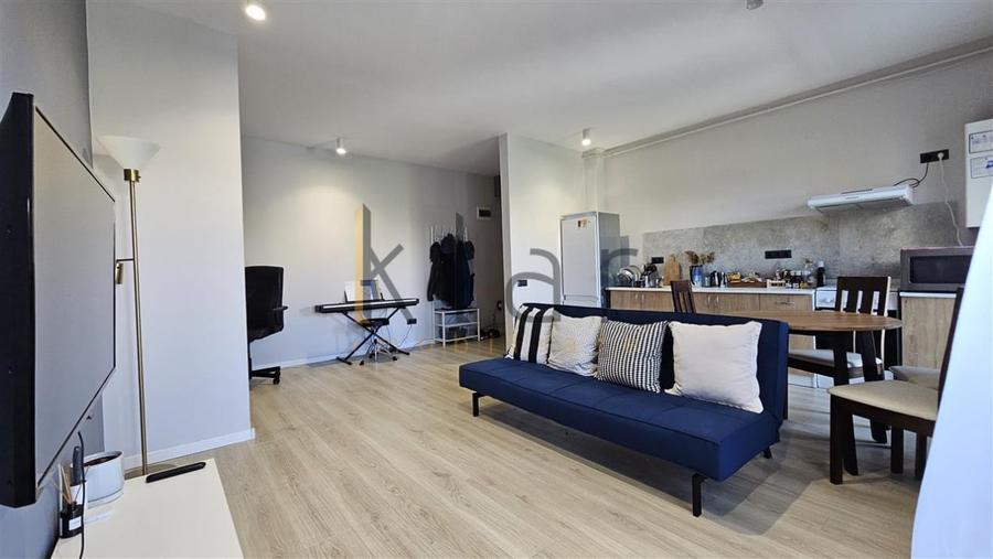 Apartament cu 2 camere semidecomandat, mobilat în Gheorgheni