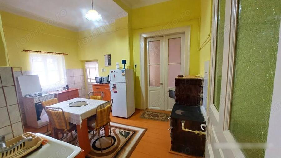 Casă cu 4 camere cu Teren 763 Mp în Central