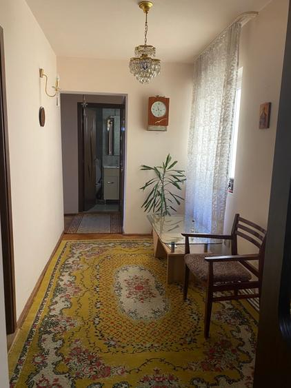 Apartament 3 camere Manastur, str.Padin, zona Piata Flora, decomandat, et.2/4 - 7