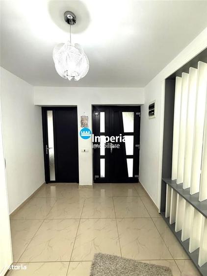Casă cu 3 camere în Valea Adâncă
