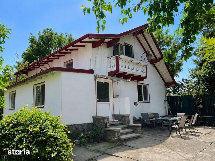 Casă cu 4 camere cu Teren 2317 Mp în Cornu