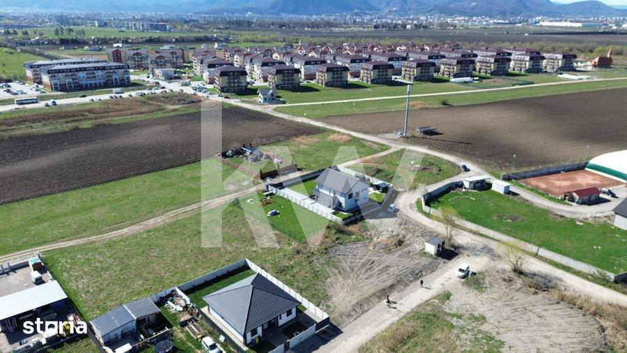 Teren de 1217 mp, în Sânpetru