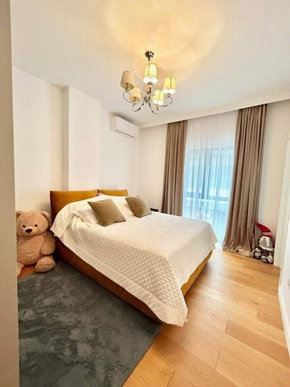 Apartament cu 4 camere decomandat, mobilat în Iancu Nicolae