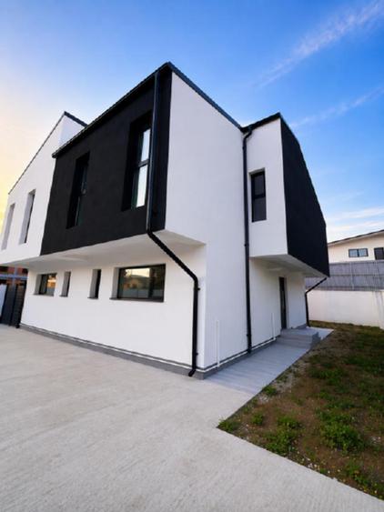 Duplex cu 4 camere cu Teren 210 Mp în Tunari