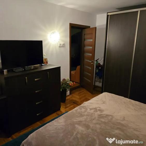 Apartament cu 3 camere decomandat în Ultracentral