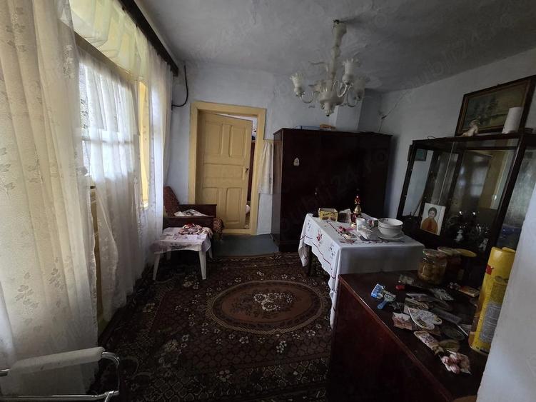 Casă cu 3 camere cu Teren 700 Mp în Gogoșari