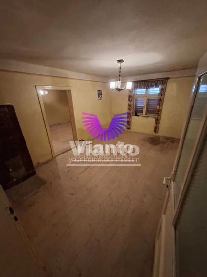 Casă individuală cu 5 camere cu Canalizare în Cisnădioara