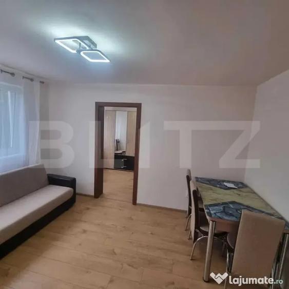 Apartament 3 camere, 40 mp, zona Micro 3 - 3
