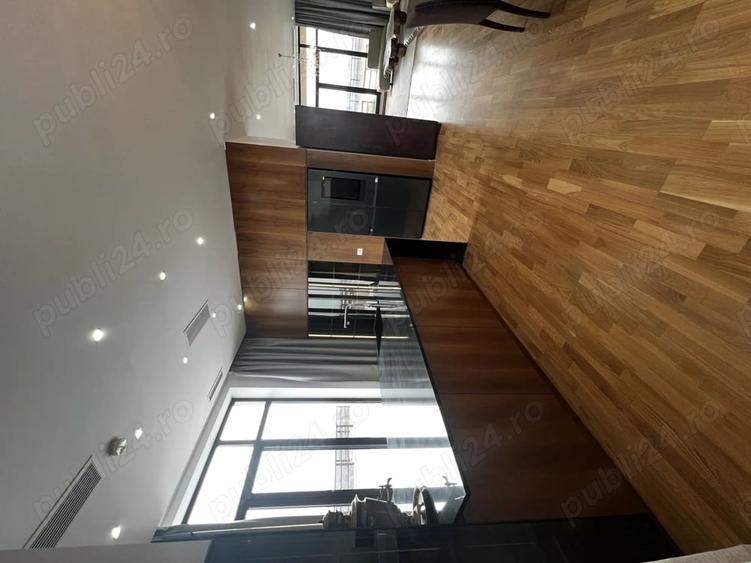 Apartament cu 5 camere decomandat, mobilat în Băneasa