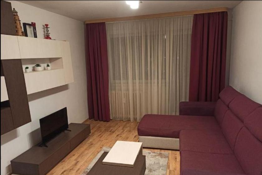 Apartament cu 2 camere decomandat, mobilat în Km 4-5