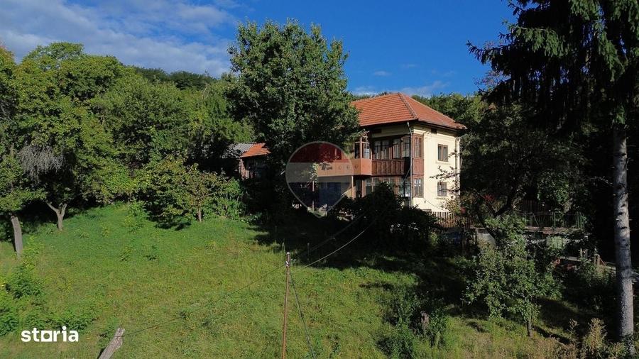 Casa in mijlocul naturii in orasul Campulung - 4