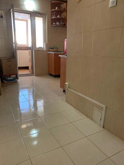 Apartament cu 3 camere decomandat în Ultracentral
