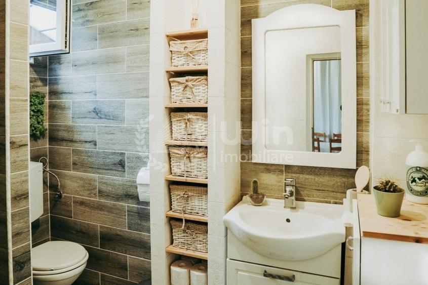 Casă individuală cu 6 camere cu Canalizare în Dâmbul Rotund