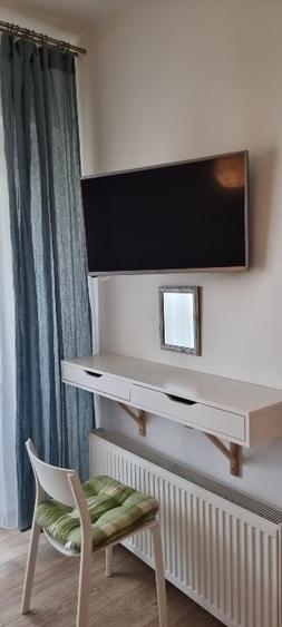 Apartament cu 2 camere semidecomandat, mobilat în Nicolina