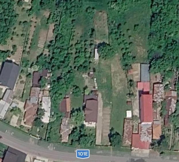 Teren de 1000 mp, în Poienarii Burchii