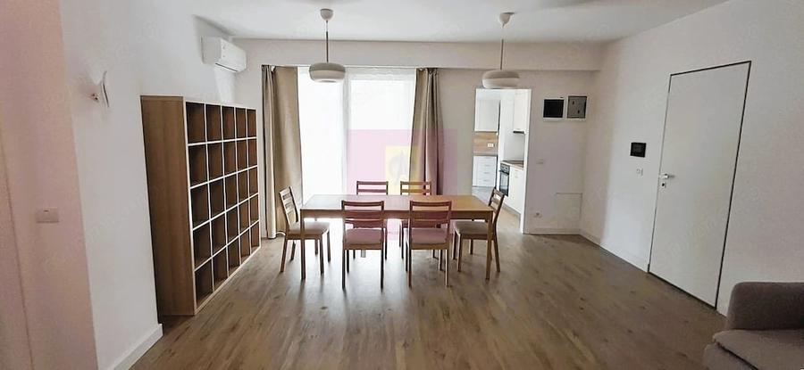 Apartament cu 4 camere decomandat în Armeneasca