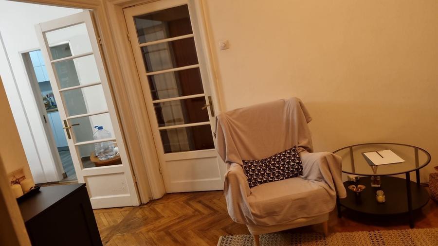 Apartament cu 3 camere circular, mobilat în Alba Iulia