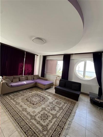 Apartament cu 3 camere decomandat, mobilat în Nord