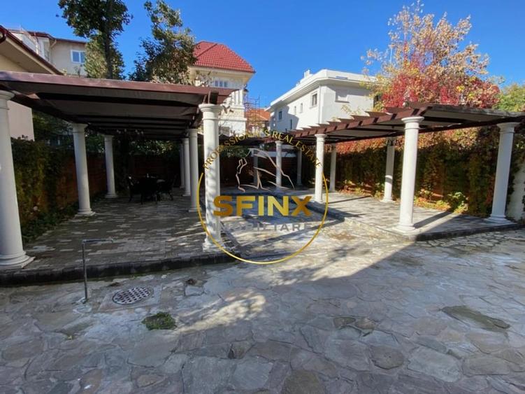 Apartament cu 11 camere în Capitale