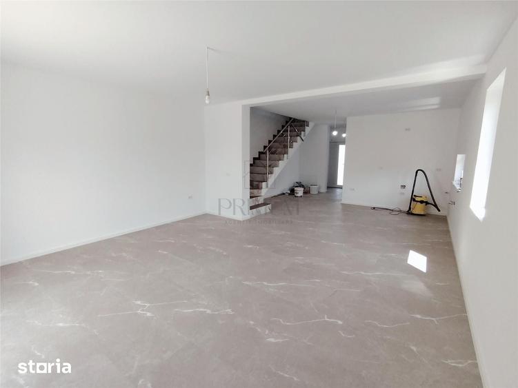 DUPLEX SPATIOS - ZONA CENTRALA - BALCON - 4